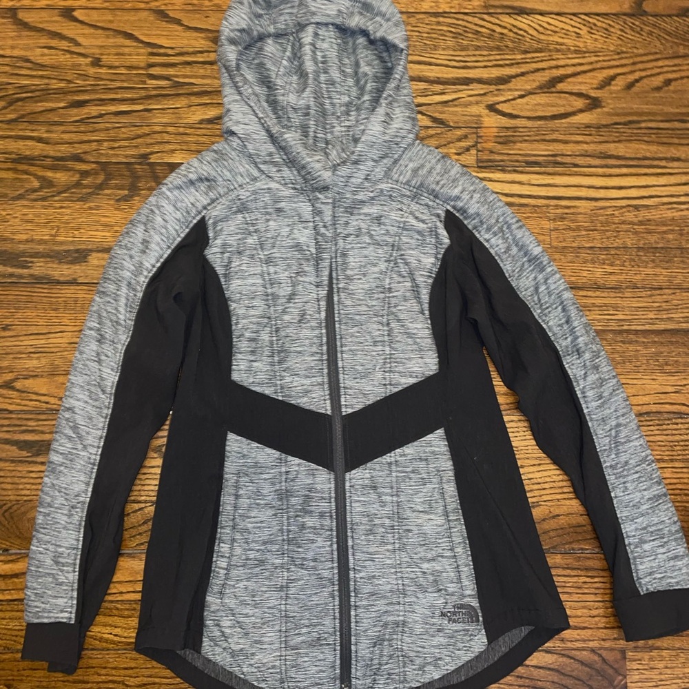 The North Face Women's Charcoal jacket